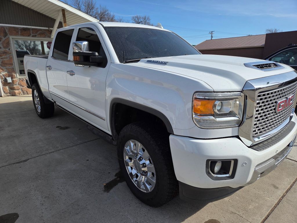 2017 GMC Sierra 2500 Image 3
