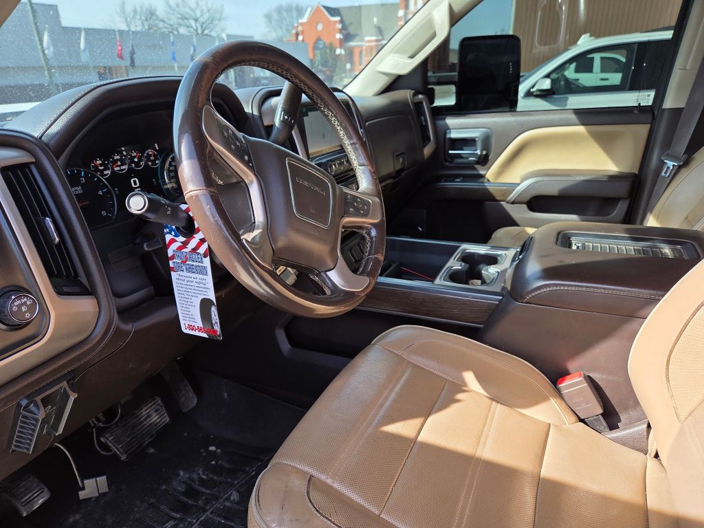 2017 GMC Sierra 2500 Image 4