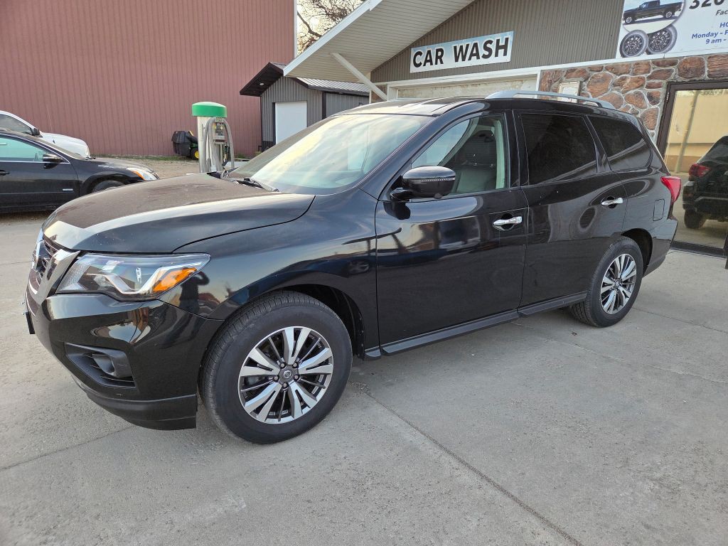2019 Nissan Pathfinder Image 1