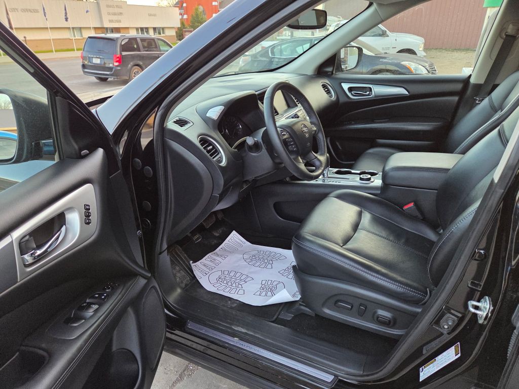 2019 Nissan Pathfinder Image 5