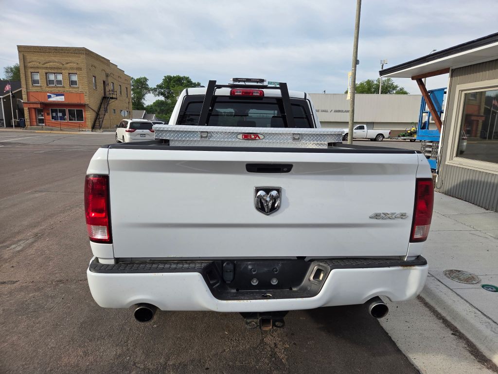 2013 RAM 1500 Image 3