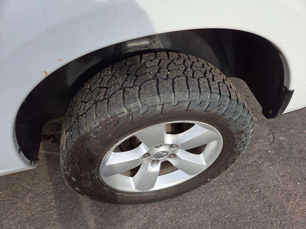 2013 RAM 1500 Image 8