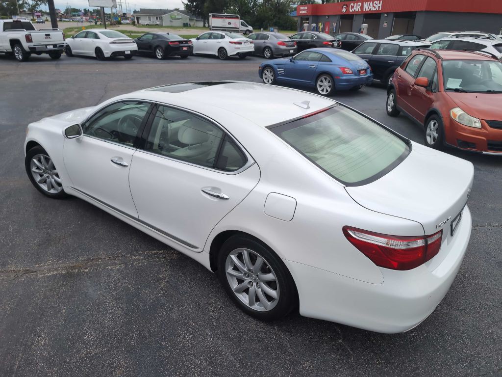 2007 Lexus LS 460L Image 9
