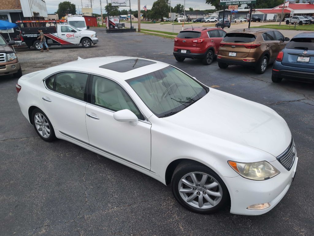 2007 Lexus LS 460L Image 22