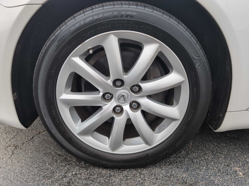 2007 Lexus LS 460L Image 30