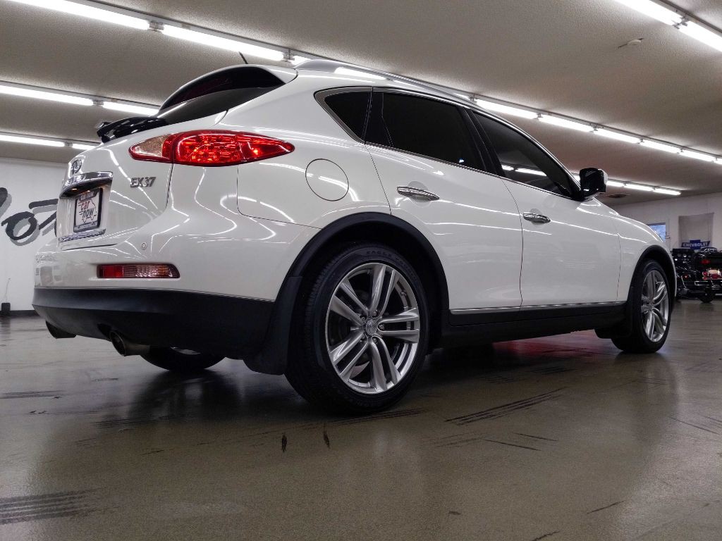 2013 INFINITI EX37 Image 9