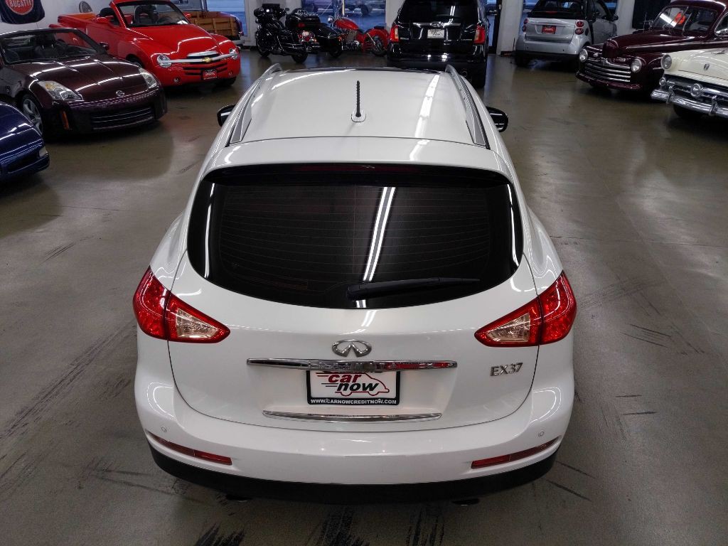 2013 INFINITI EX37 Image 10