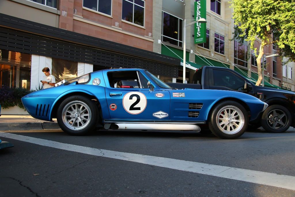 1963 Chevrolet Grand Sport Image 2