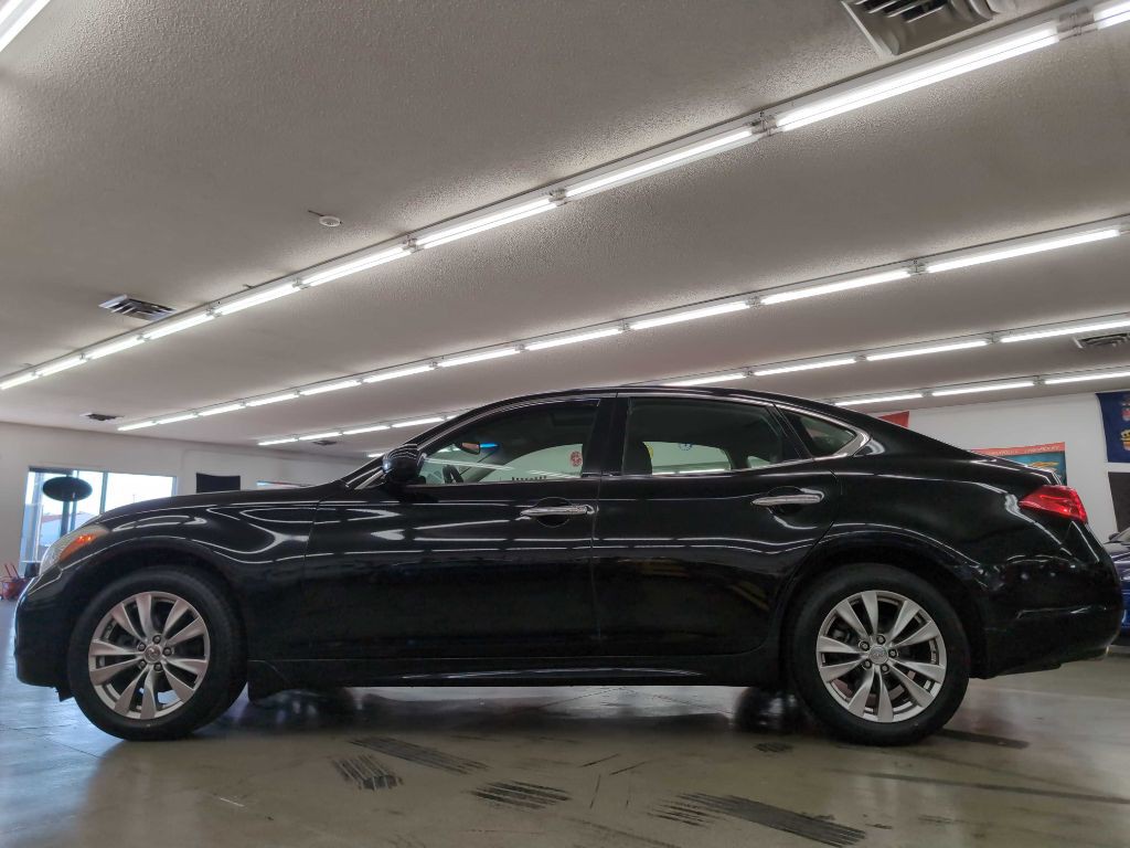 2013 INFINITI M37 Image 16