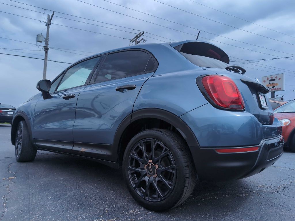 2017 FIAT 500 Image 10