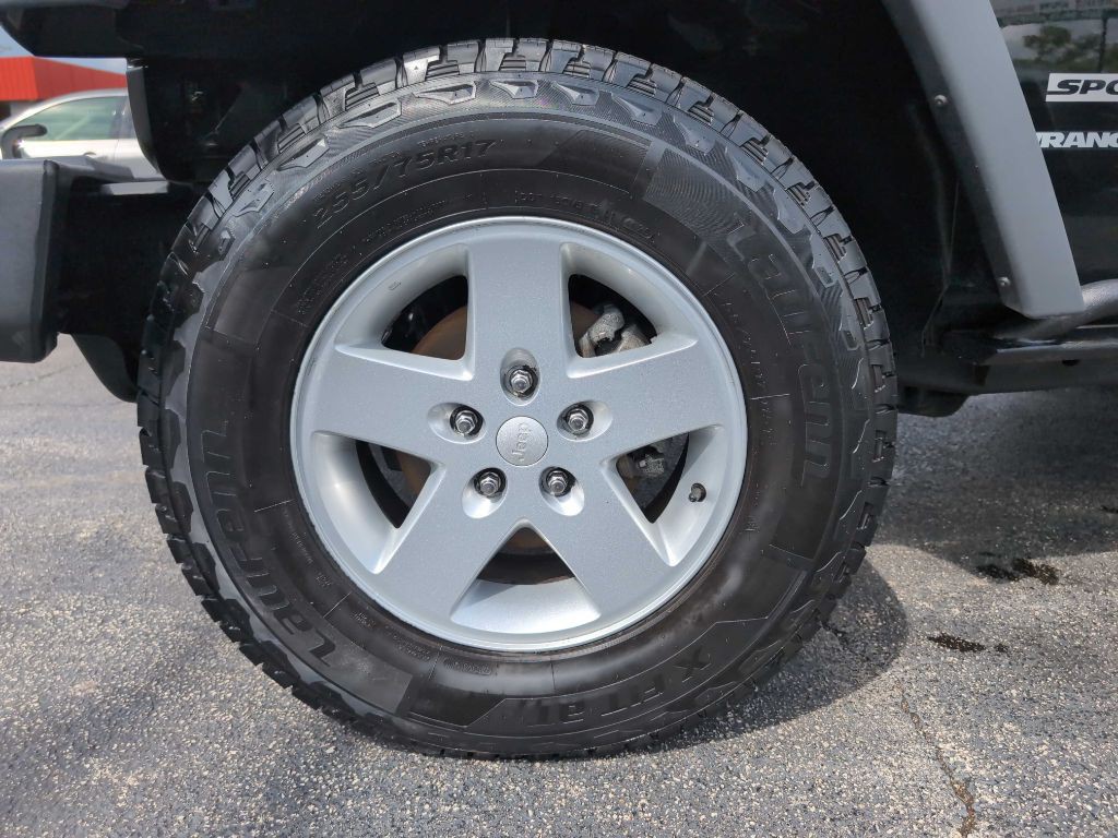 2015 Jeep Wrangler Image 27