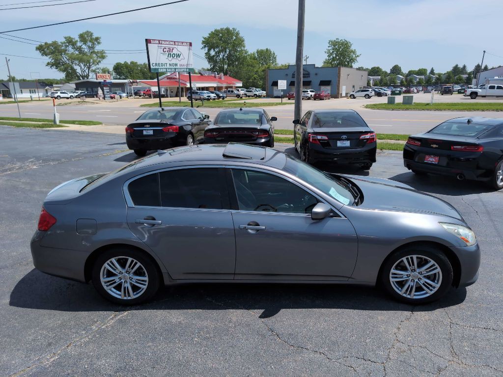 2011 INFINITI G37 Image 17