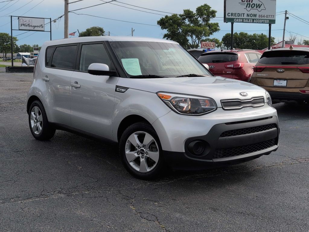 2017 Kia Soul Image 2