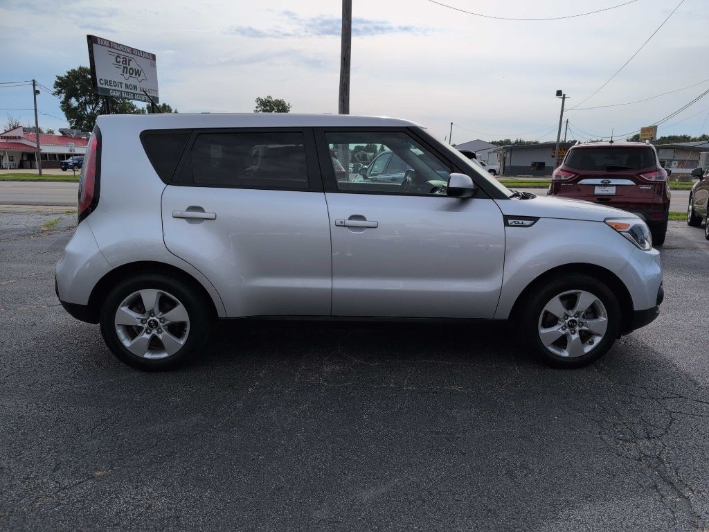 2017 Kia Soul Image 5