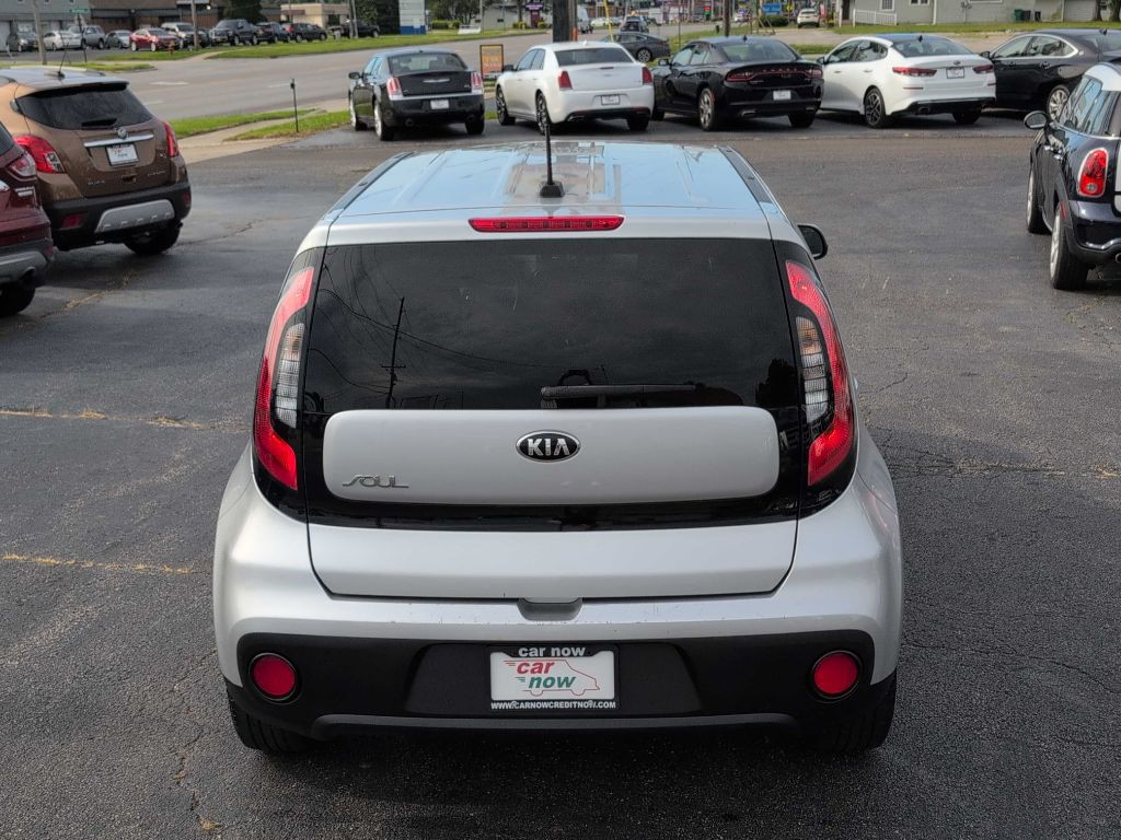 2017 Kia Soul Image 10