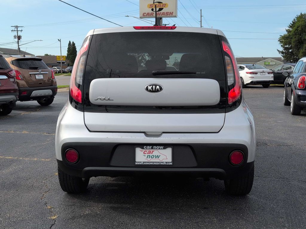 2017 Kia Soul Image 12