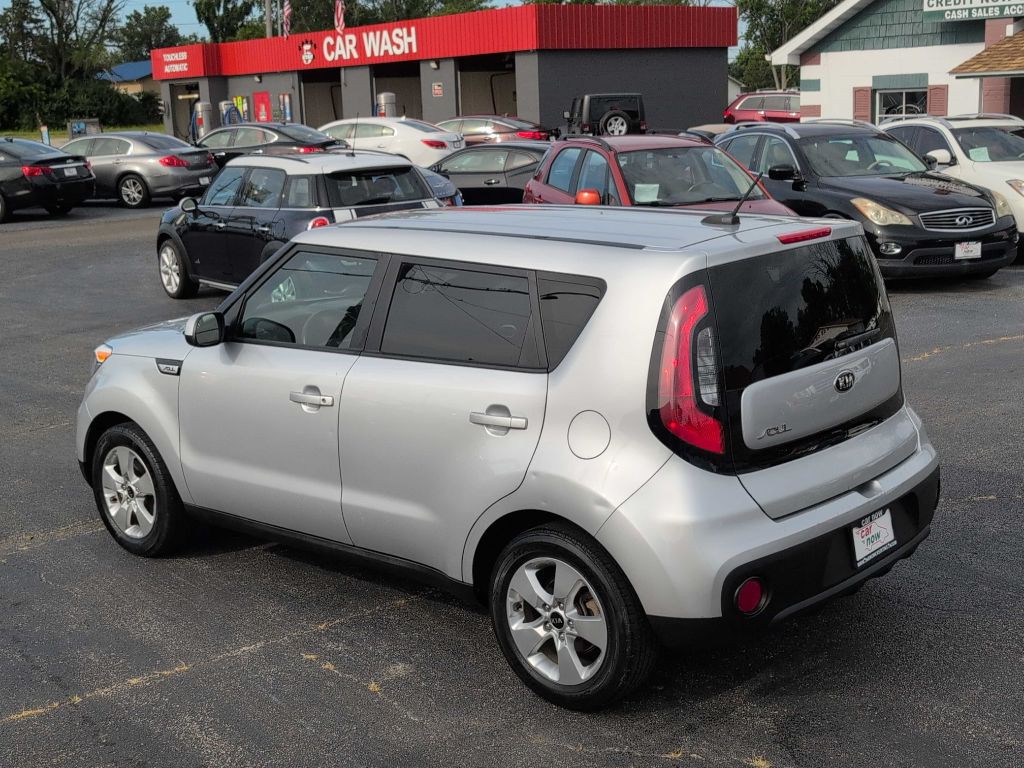 2017 Kia Soul Image 13