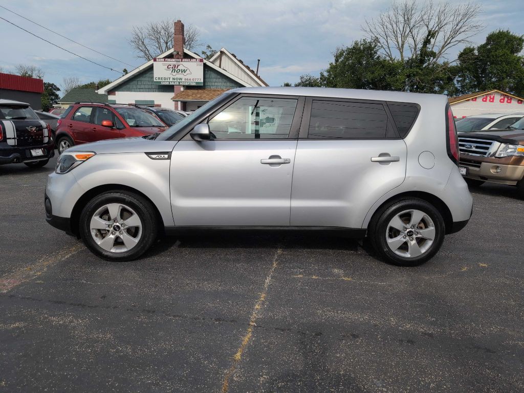 2017 Kia Soul Image 17
