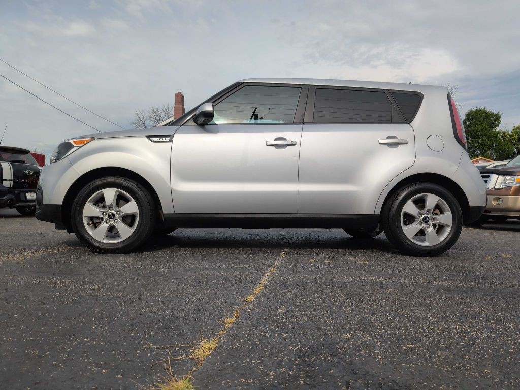 2017 Kia Soul Image 18