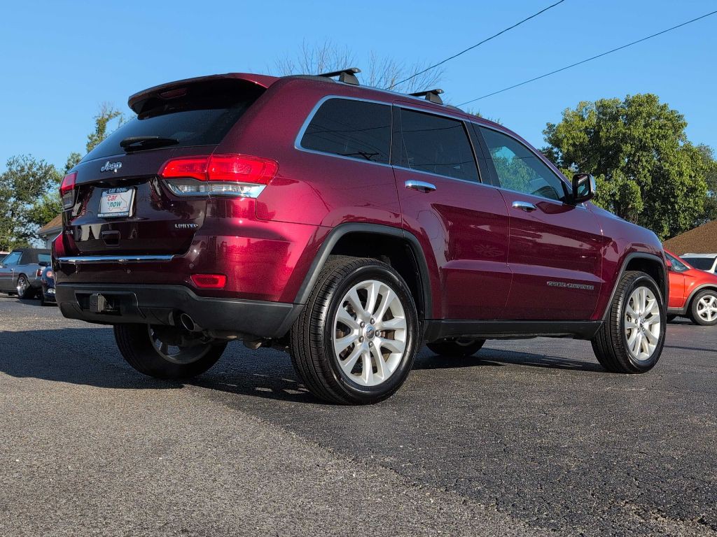 2017 Jeep Grand Cherokee Image 9