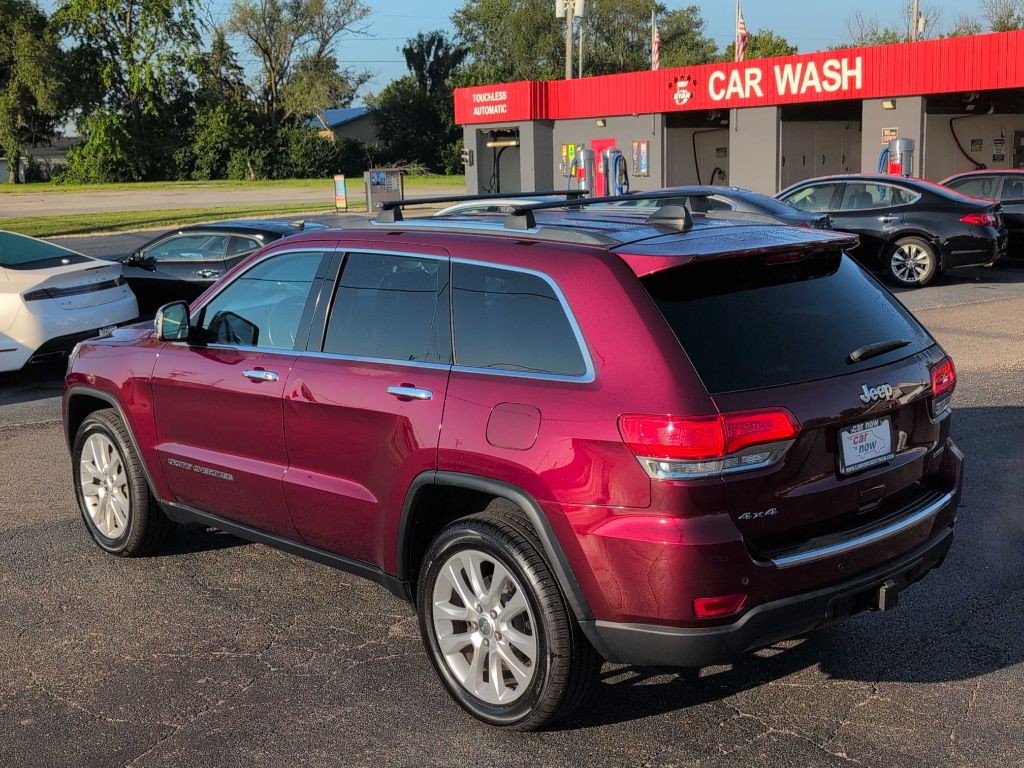 2017 Jeep Grand Cherokee Image 13