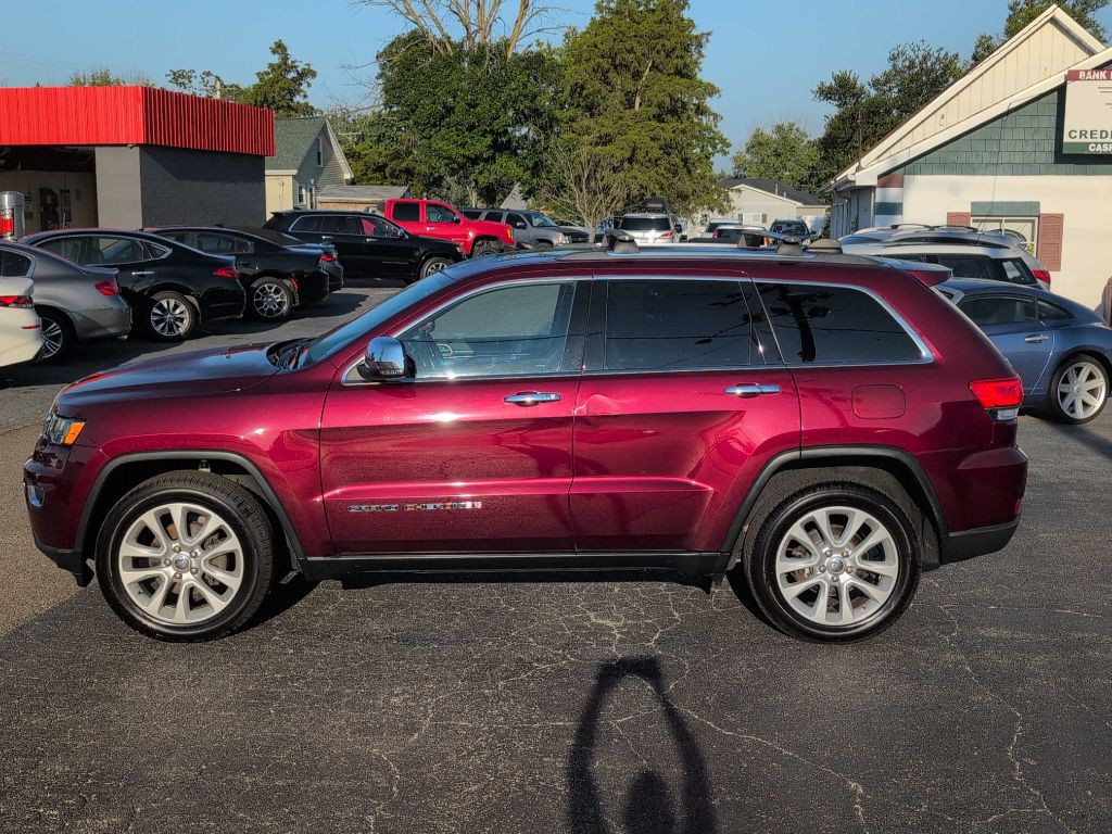 2017 Jeep Grand Cherokee Image 16