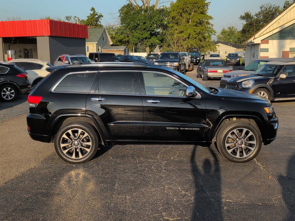 2017 Jeep Grand Cherokee Image 4