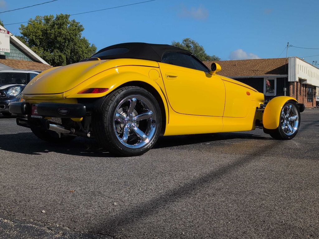 2002 Chrysler Prowler Image 9