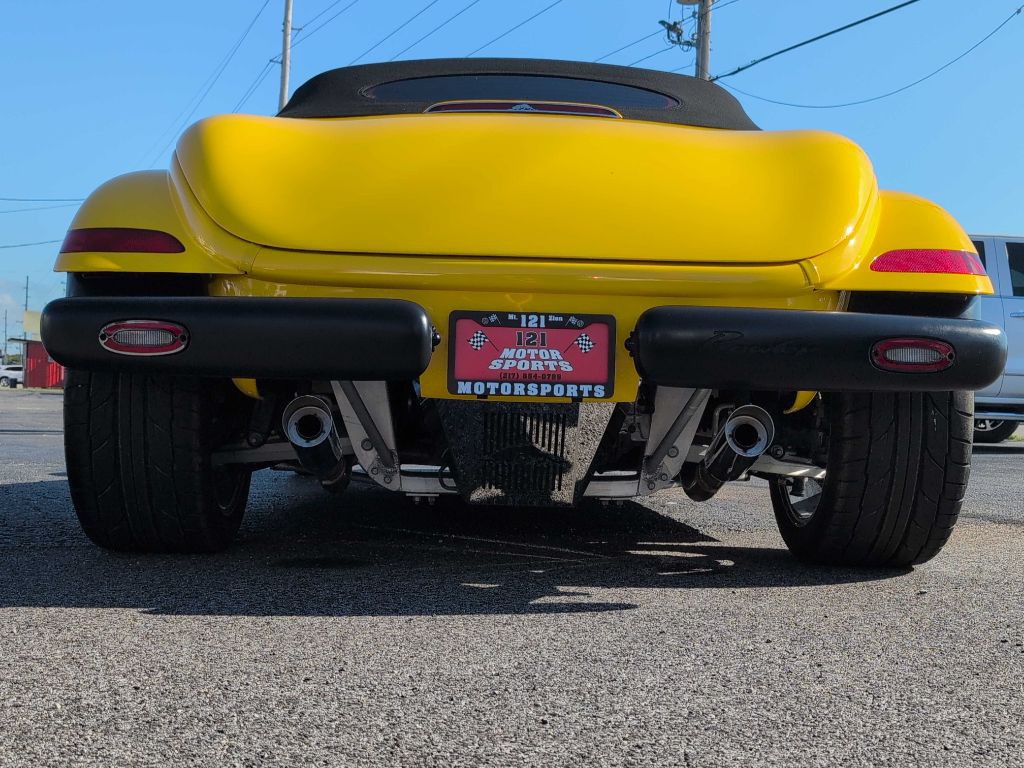 2002 Chrysler Prowler Image 12