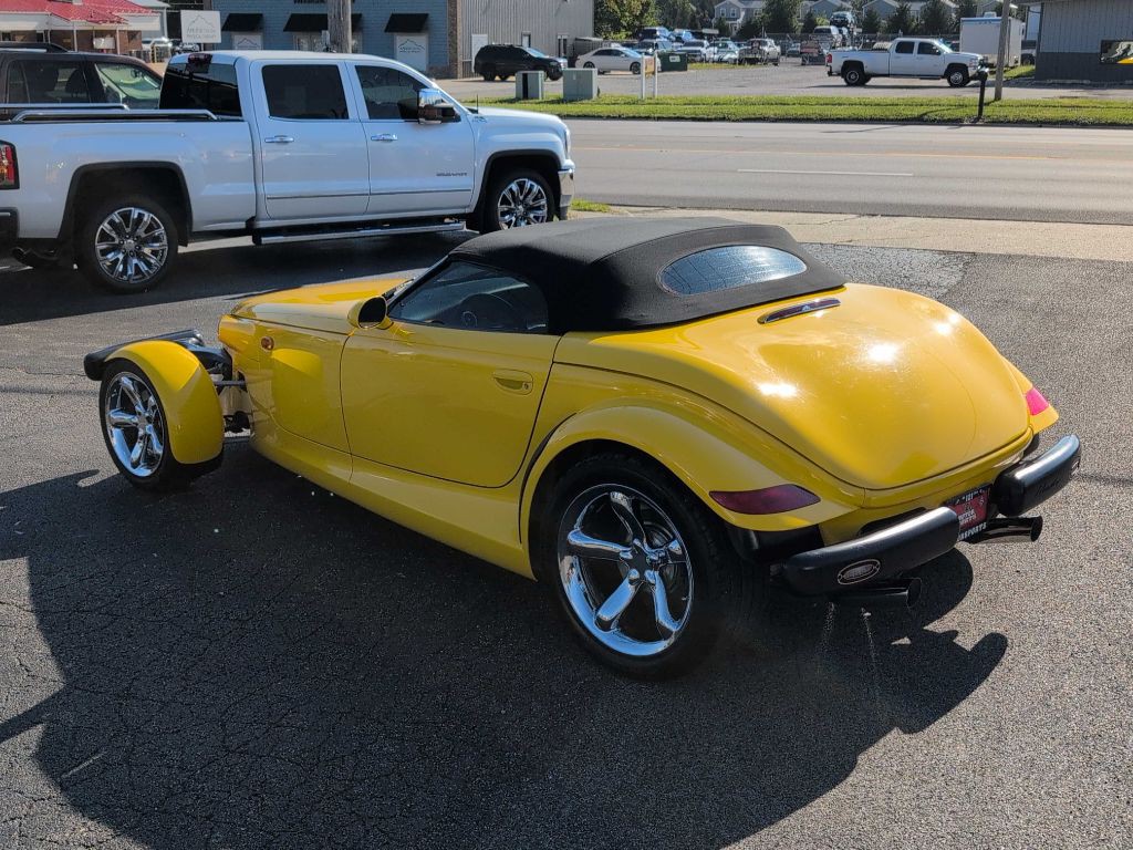 2002 Chrysler Prowler Image 13