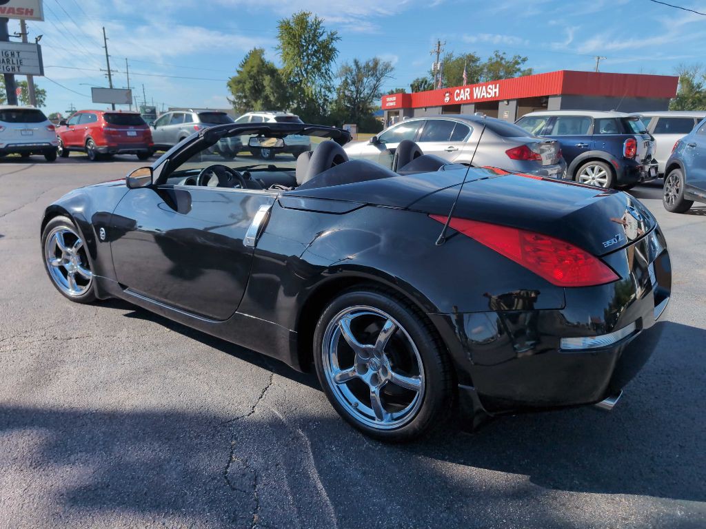 2007 Nissan 350Z Image 9