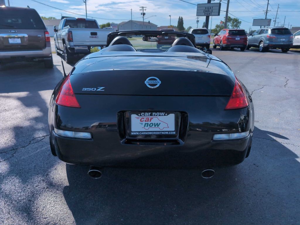 2007 Nissan 350Z Image 11