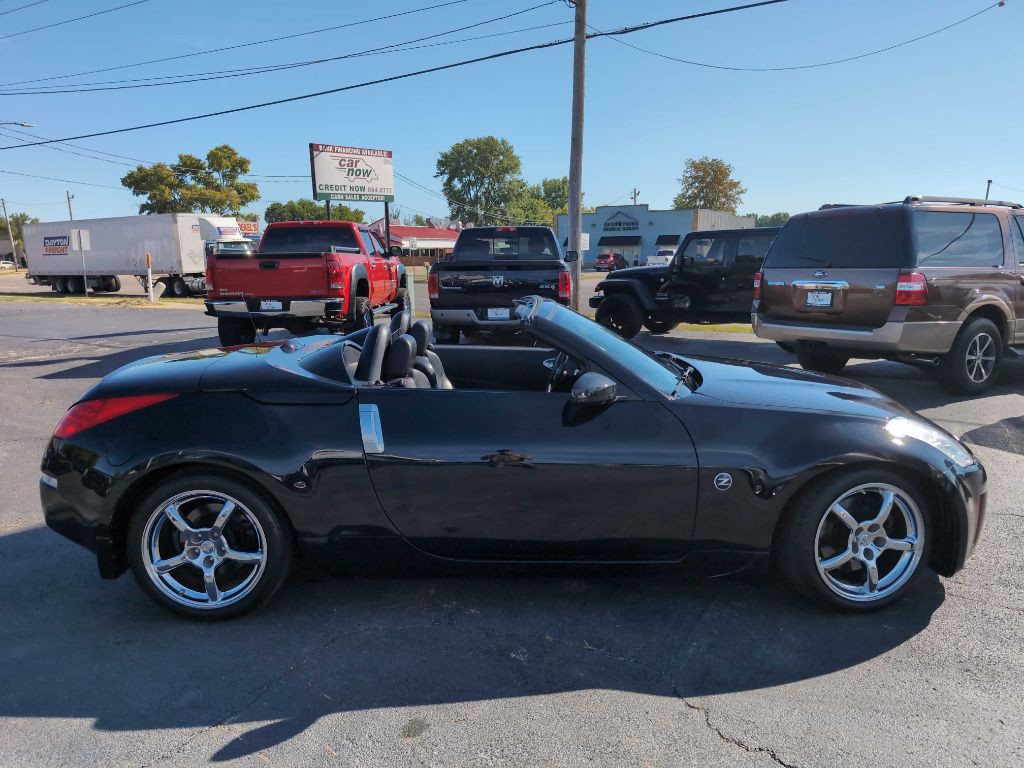 2007 Nissan 350Z Image 14