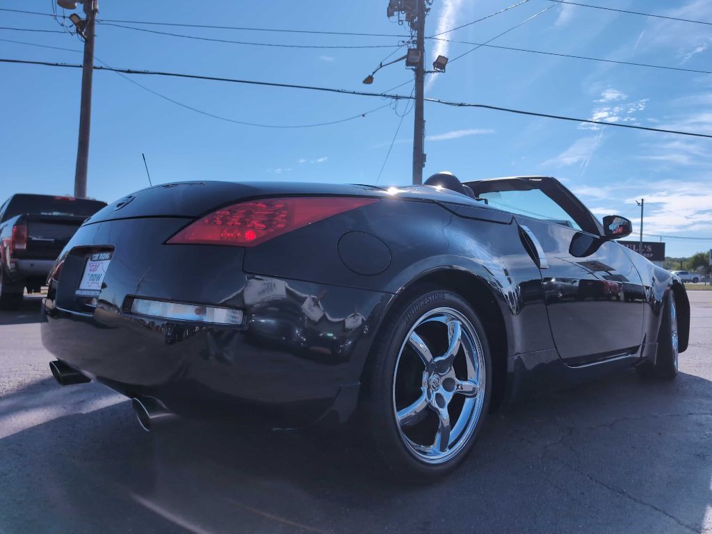 2007 Nissan 350Z Image 15