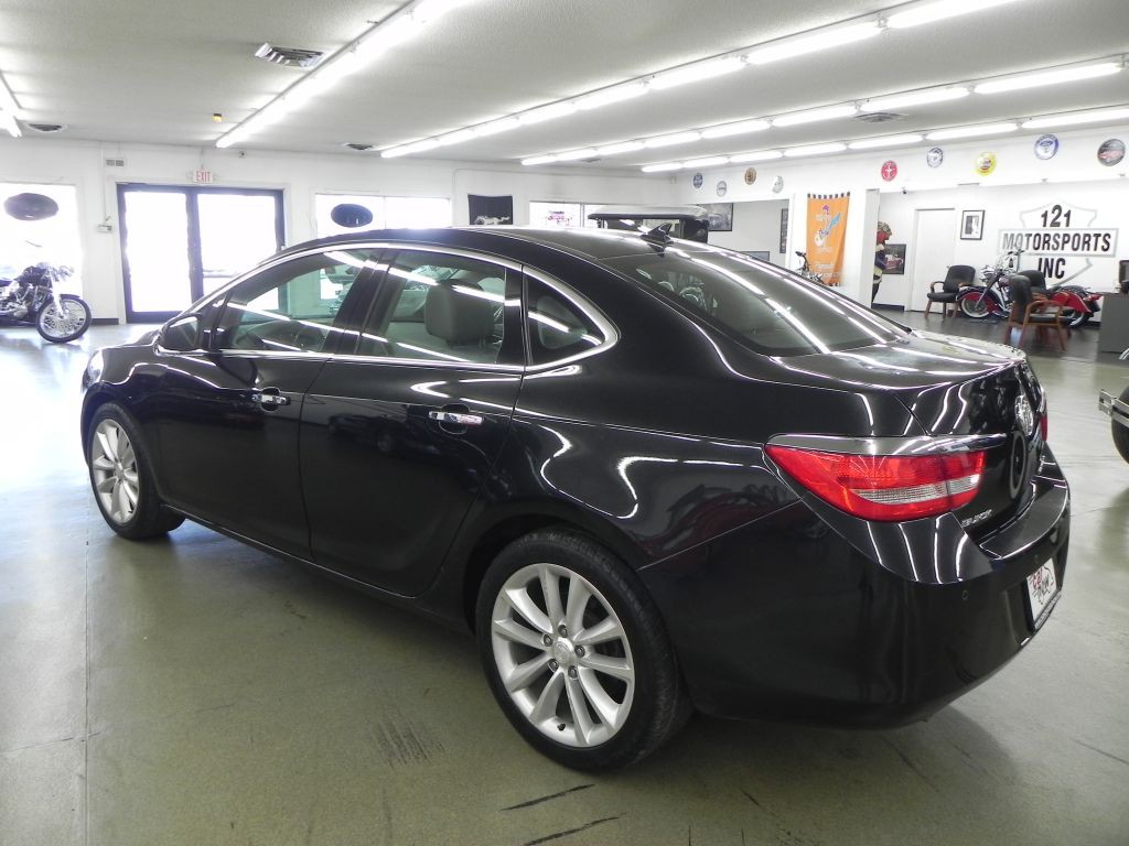 2014 Buick Verano Image 4
