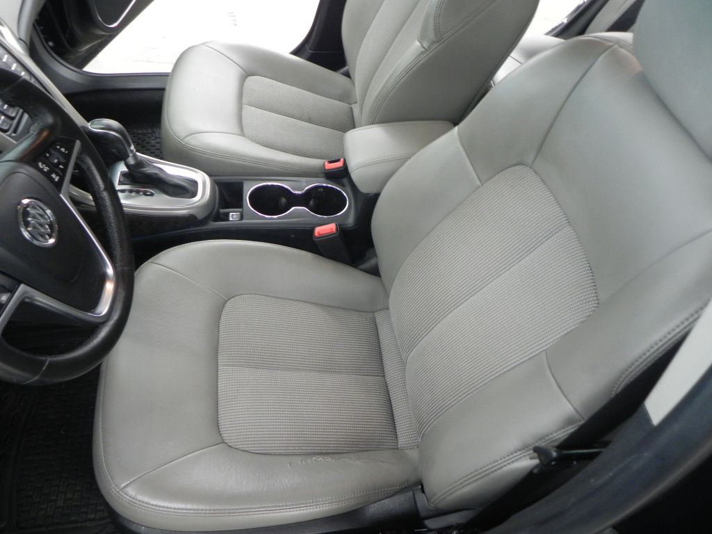 2014 Buick Verano Image 17