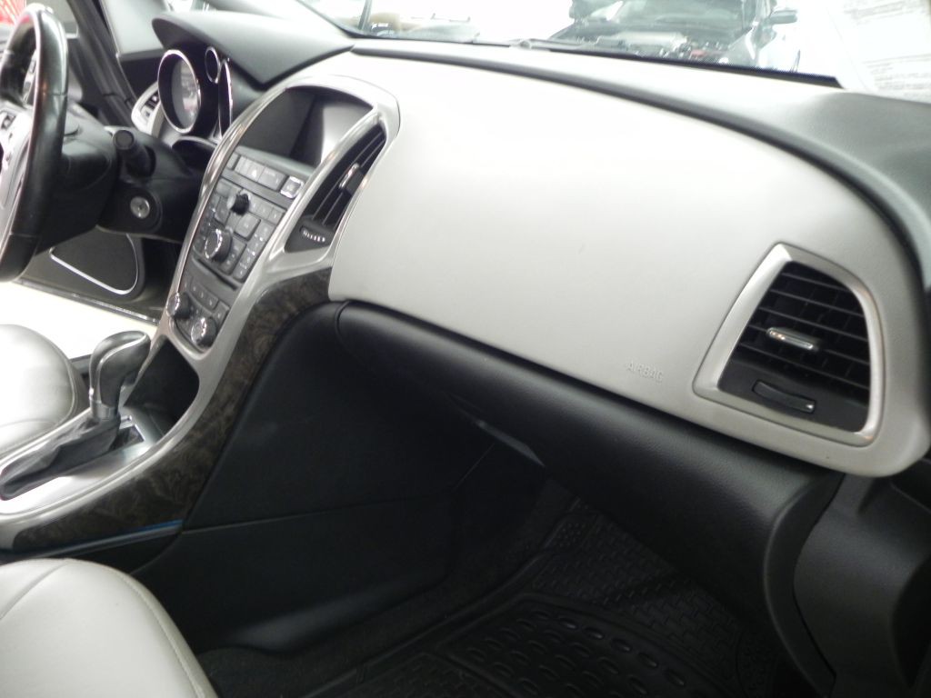 2014 Buick Verano Image 19