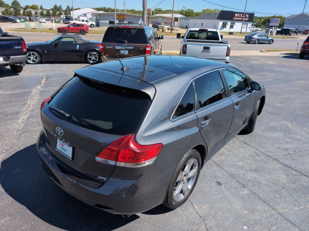 2010 Toyota Venza Image 14