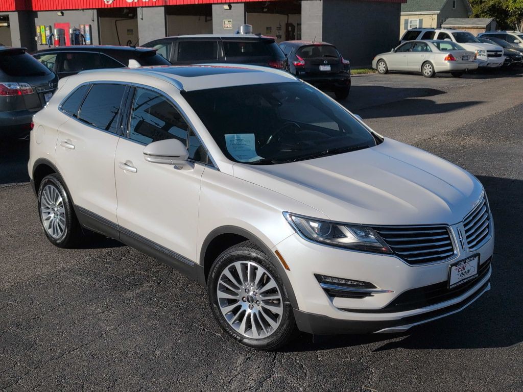 2017 Lincoln MKC Image 1