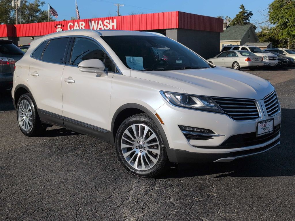 2017 Lincoln MKC Image 3