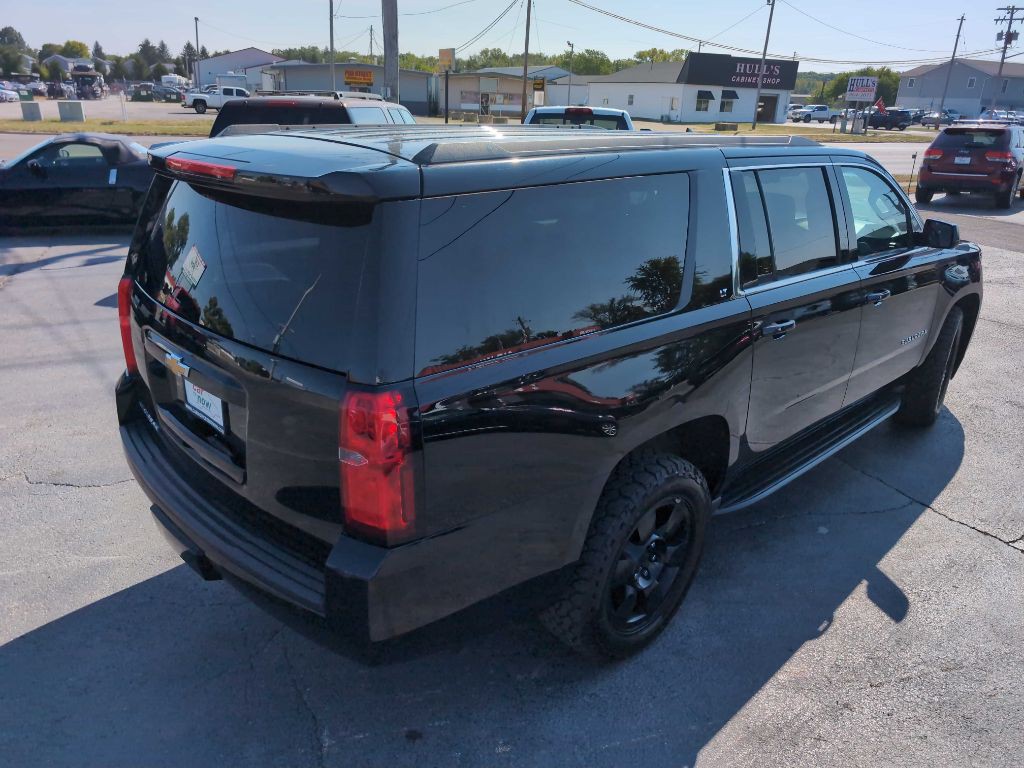 2015 Chevrolet Suburban Image 15
