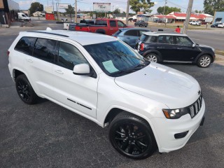 Image for 2017 Jeep Grand Cherokee Altitude ID: 6873785