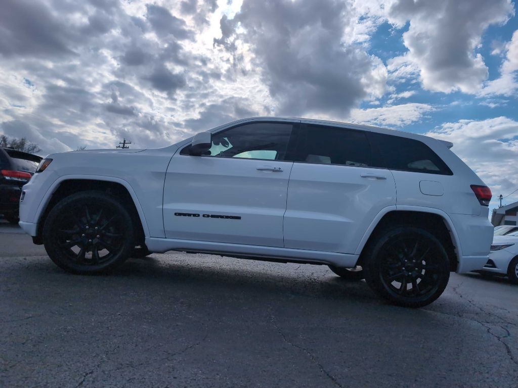 2017 Jeep Grand Cherokee Image 7