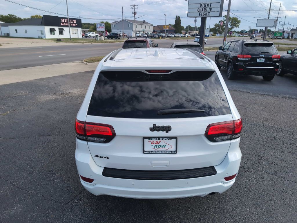 2017 Jeep Grand Cherokee Image 11