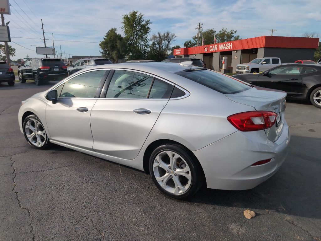 2016 Chevrolet Cruze Image 7