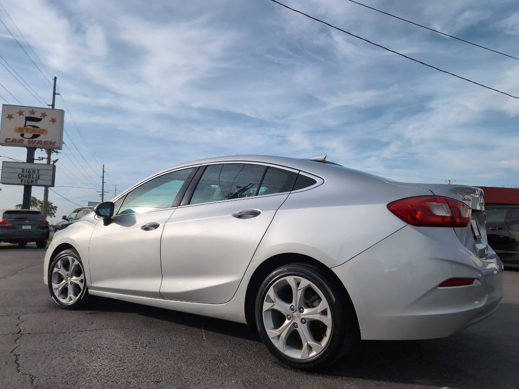 2016 Chevrolet Cruze Image 9
