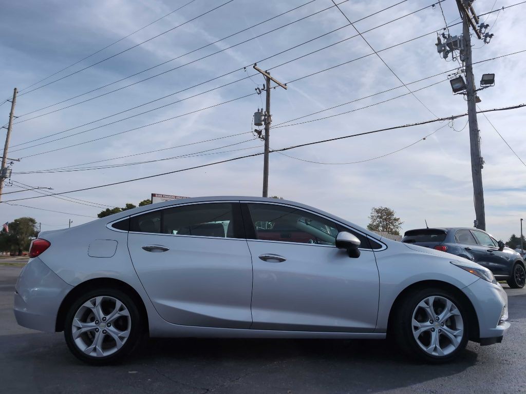 2016 Chevrolet Cruze Image 18