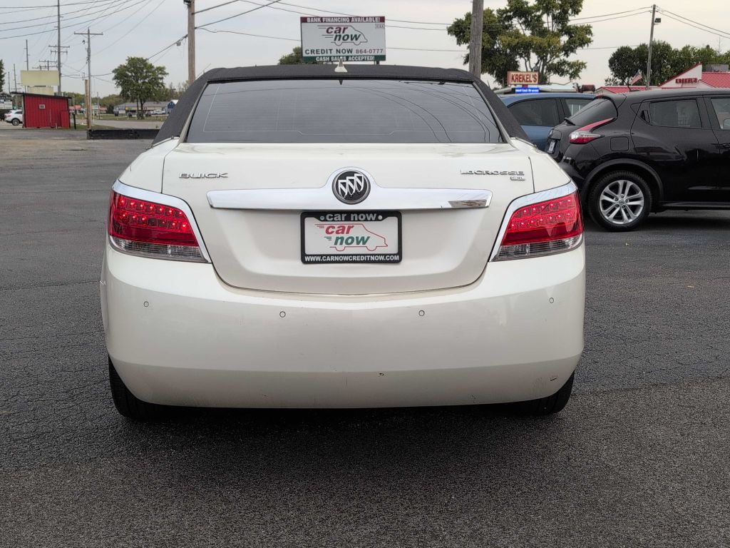 2010 Buick Lacrosse Image 11