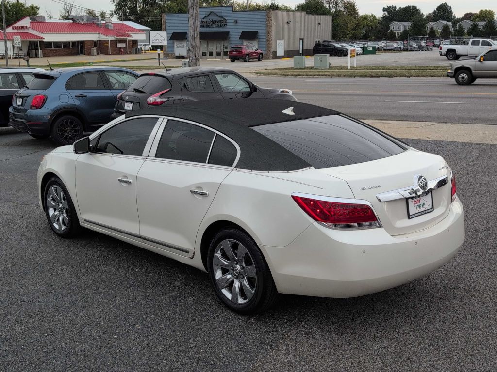 2010 Buick Lacrosse Image 13