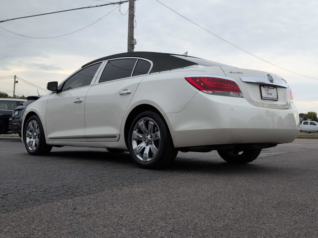 2010 Buick Lacrosse Image 15